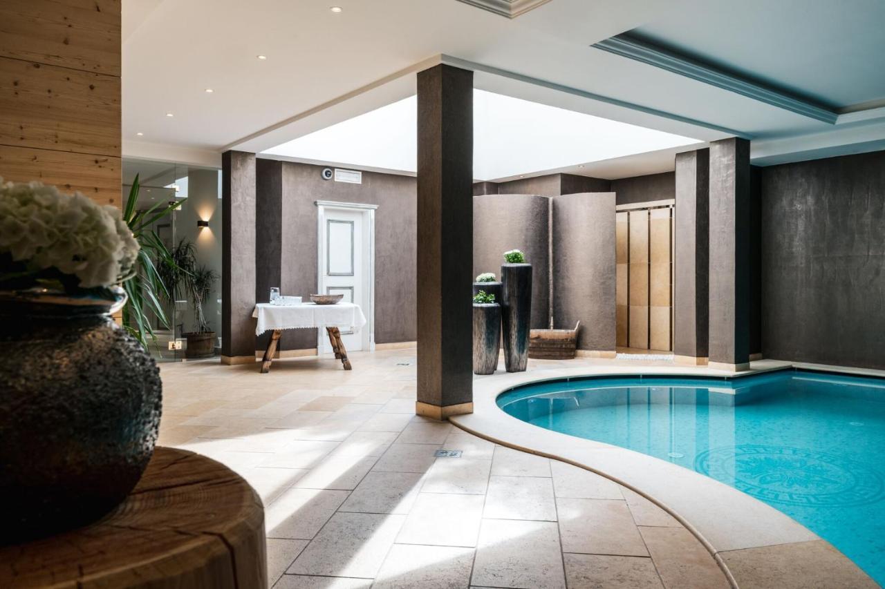 Hotel Antines 4*